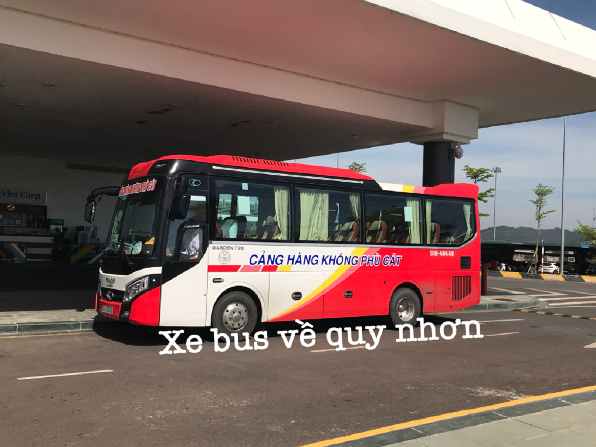 Xe bus sân bay Phù Cát